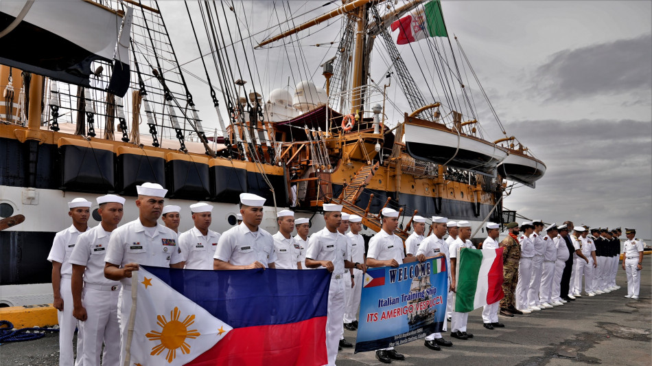 L'Amerigo Vespucci nelle Filippine, 23/a tappa del tour mondiale