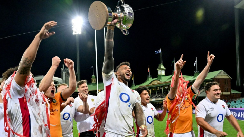 England 'going in right direction' says Jones after Wallabies win