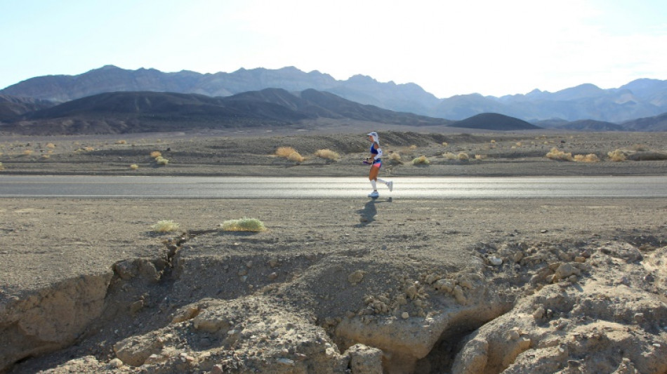 Ultra-triathlon: courir, nager et pédaler par 50 degrés dans la Vallée de la Mort