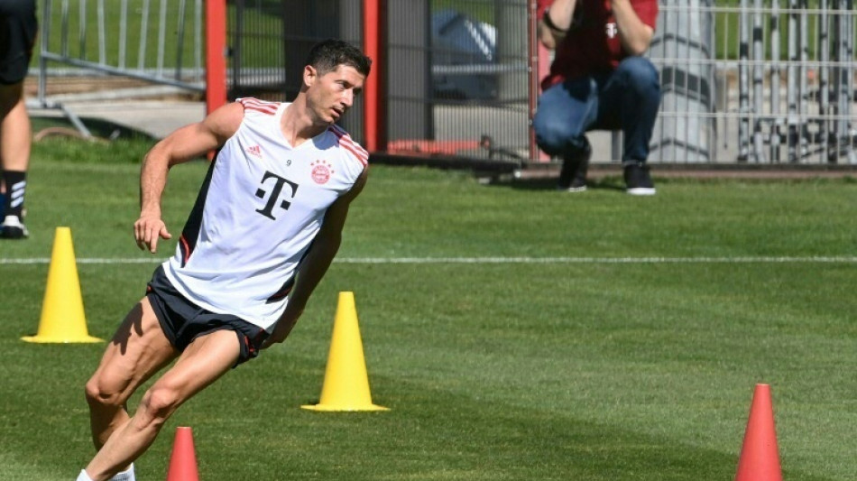 Bayern star Lewandowski poised for Barcelona move - reports