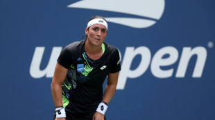 Jabeur sofre, mas vence colombiana Osorio e avança no US Open