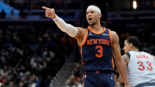 Hart's triple double sparks Knicks to eighth straight NBA win