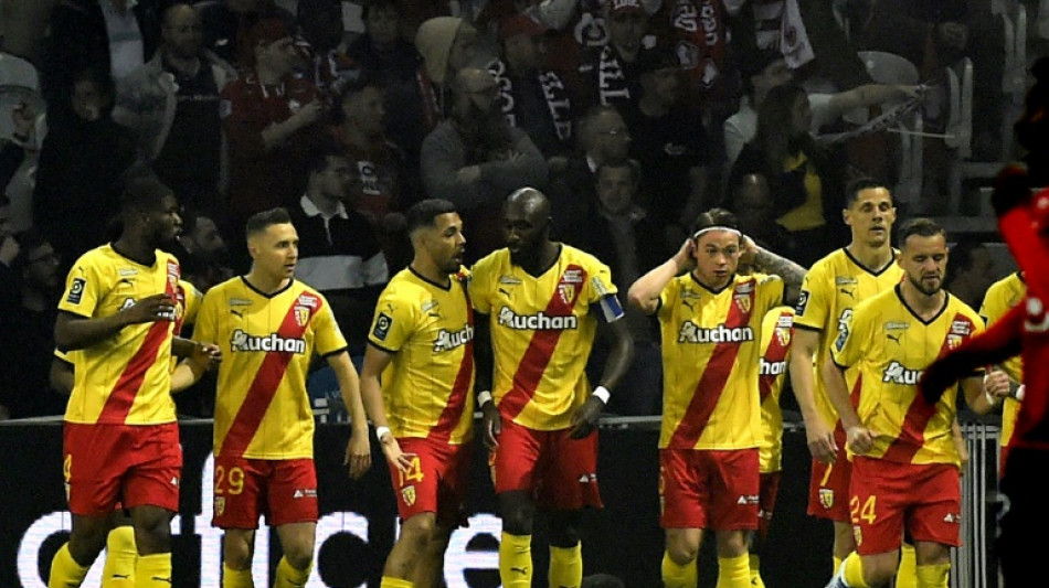 L1: Lens remporte le derby du Nord et enfonce Lille