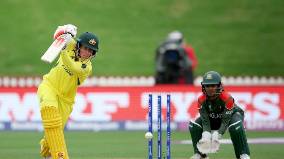 Australia breeze past gritty Bangladesh in World Cup