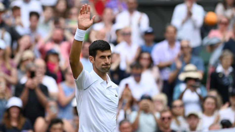 Djokovic se pasea en su clasificación para octavos de Wimbledon