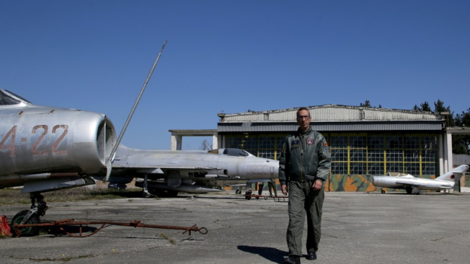 La antigua Ciudad Stalin de Albania acogerá una base aérea de la OTAN