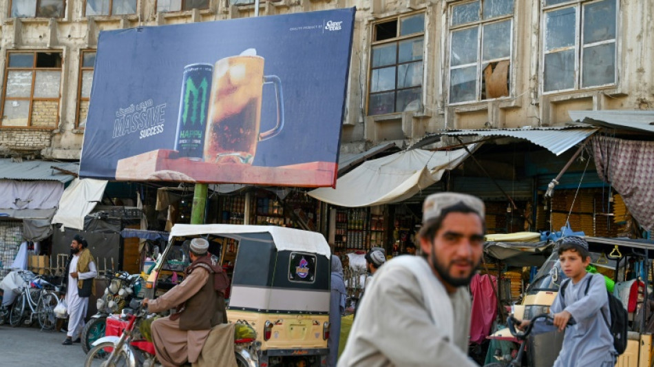 En Afghanistan, les boissons énergisantes, remède du pauvre