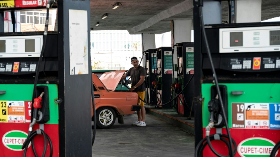 Cuba teme más inflación tras el alza del 500% del precio del combustible