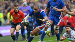 Tournoi des six nations: la France devant en Ecosse à la mi-temps